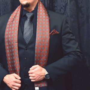 Červený vínový burgundy pánsky hodvábny šál do saka, obleku alebo kabátu