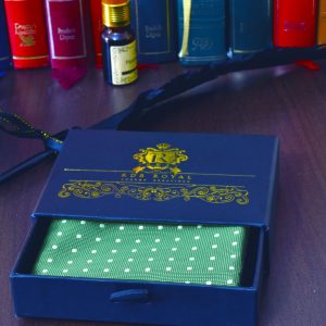 bodkovaná zelená elegantná pánska vreckovka do saka
