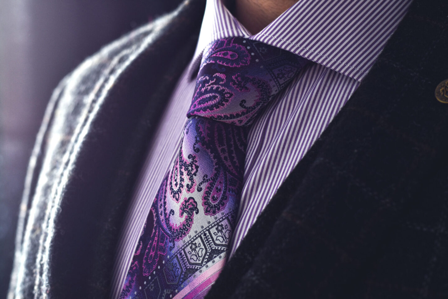 Ďalší pohľad: Silk Necktie, Paisley, Purple and Blue