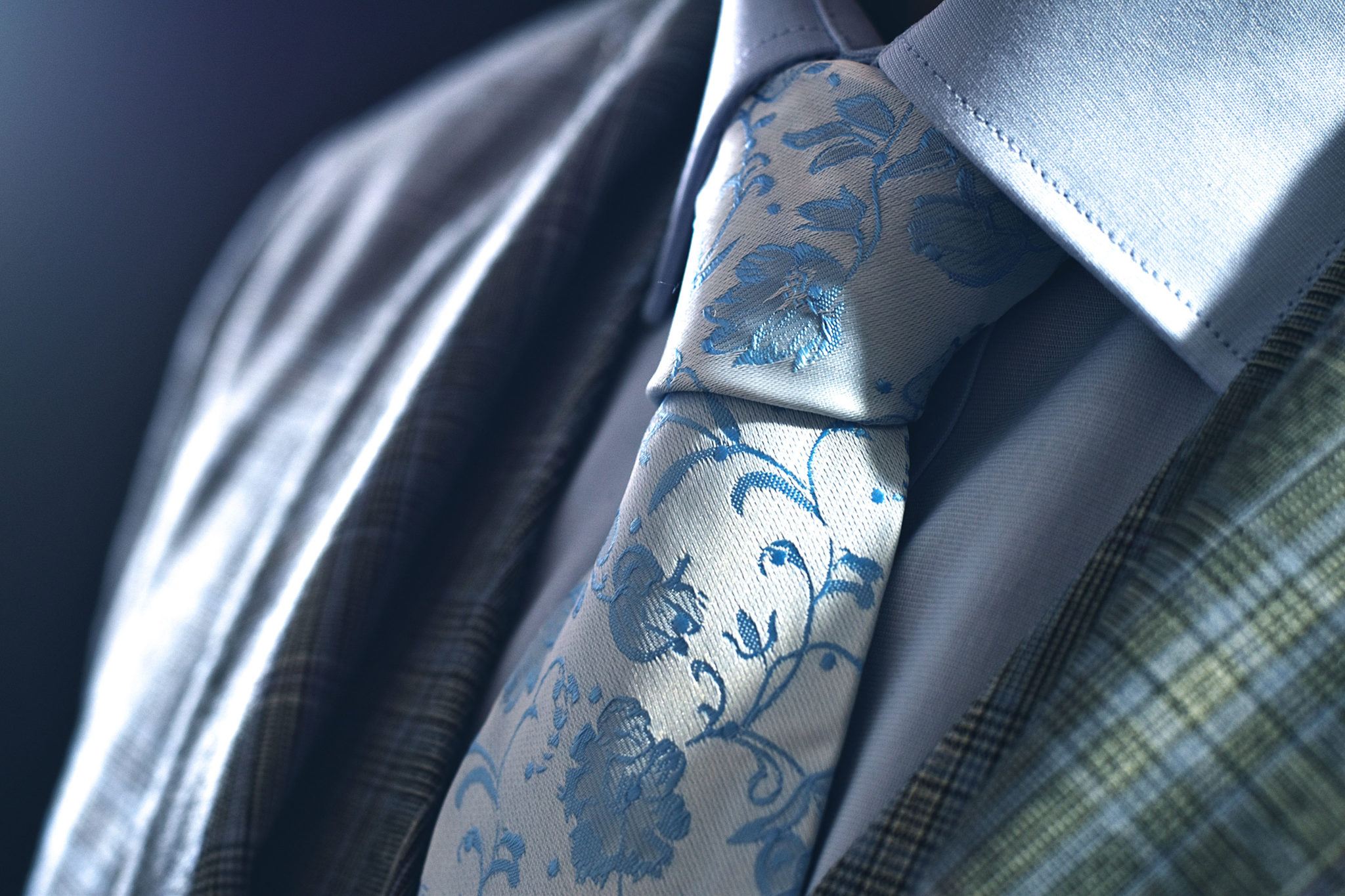 Sky blue silk floral necktie