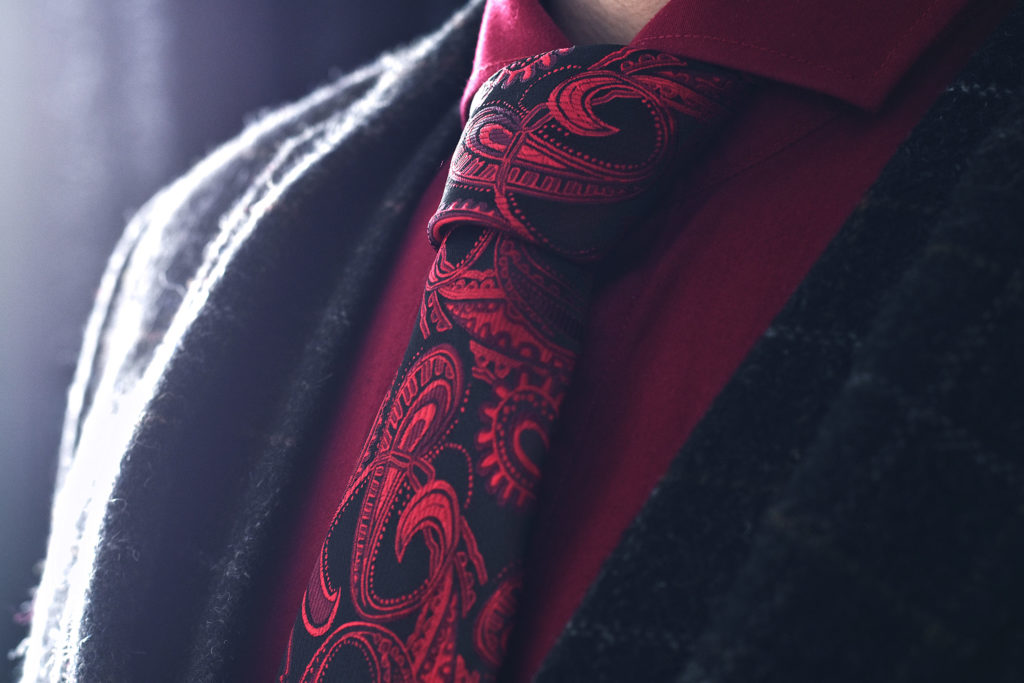 Detail produktu: Silk Necktie, Paisley, Black and Red
