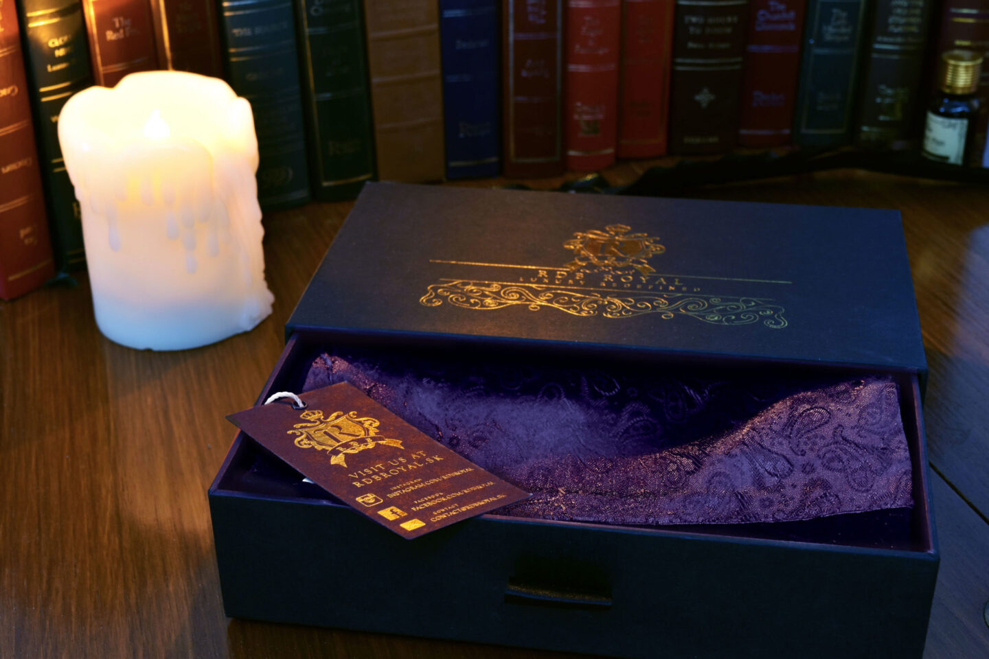 Men's elegant paisley silk dark purple formal suit scarf