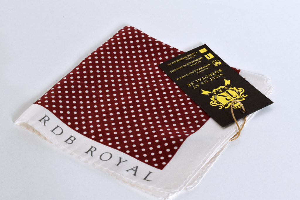Detail produktu: Silk Pocket Square, Polka Dot, Red With a White Edge