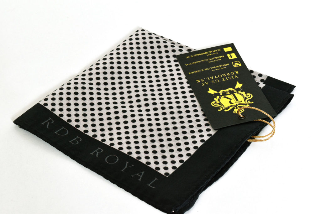 Detail produktu: Silk Pocket Square, Polka Dot, Beige and Black