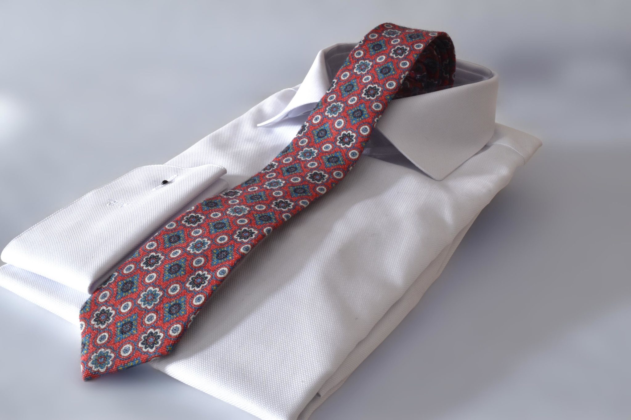 Bavlnená slim luxusná červená foulard kravata z prémiovej bavlny RDB Royal